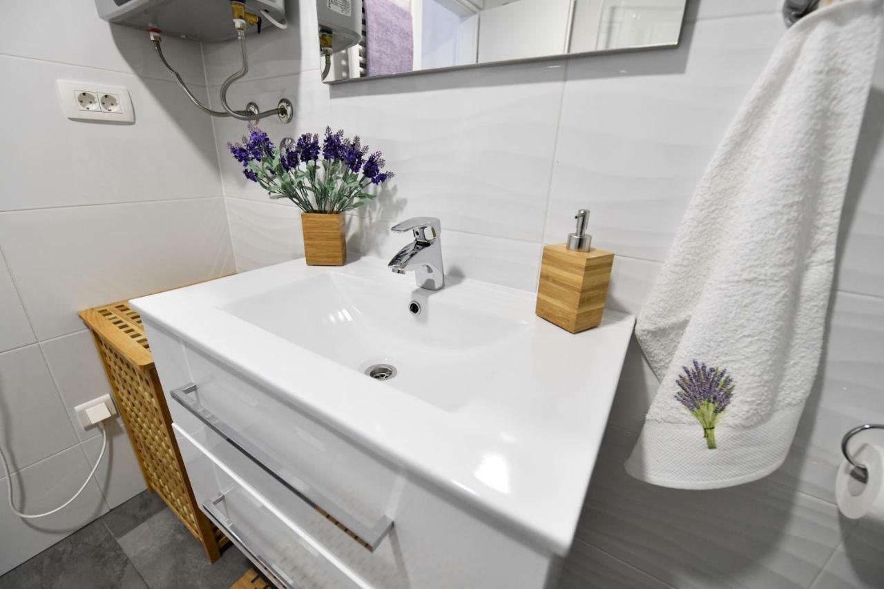 Apartment Lavanda Sinj Zewnętrze zdjęcie