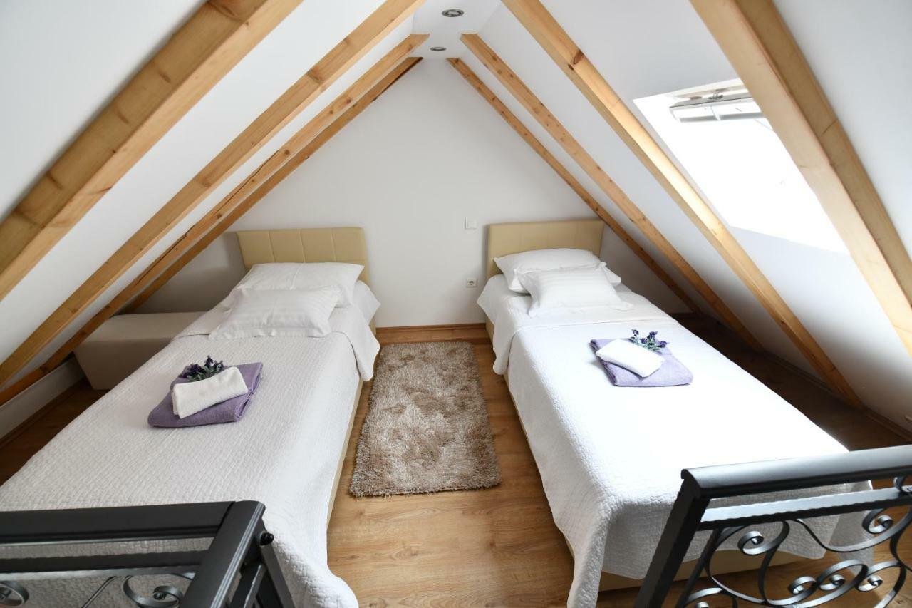 Apartment Lavanda Sinj Zewnętrze zdjęcie
