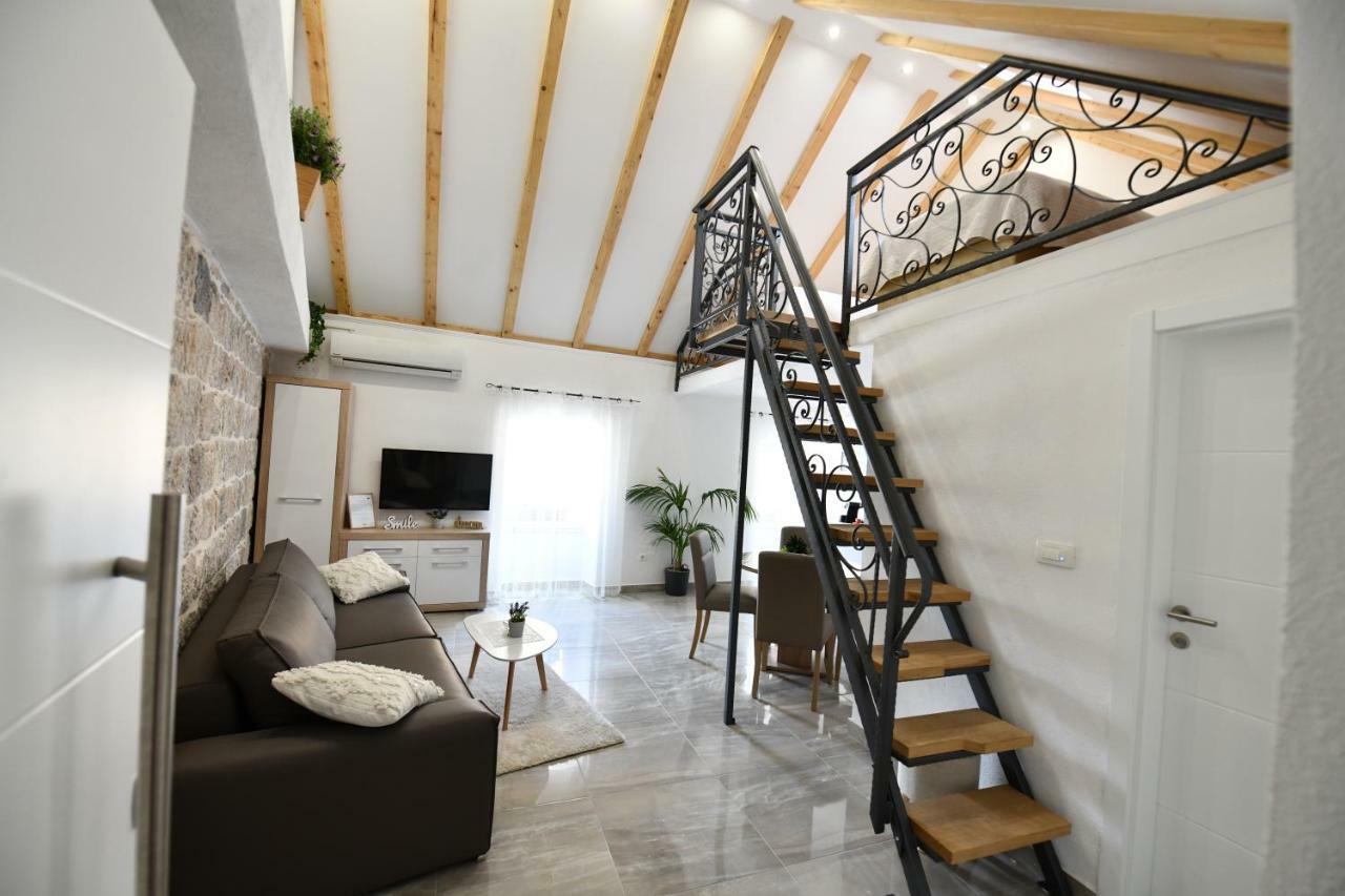 Apartment Lavanda Sinj Zewnętrze zdjęcie