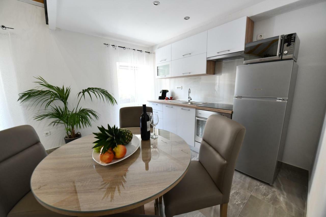 Apartment Lavanda Sinj Zewnętrze zdjęcie