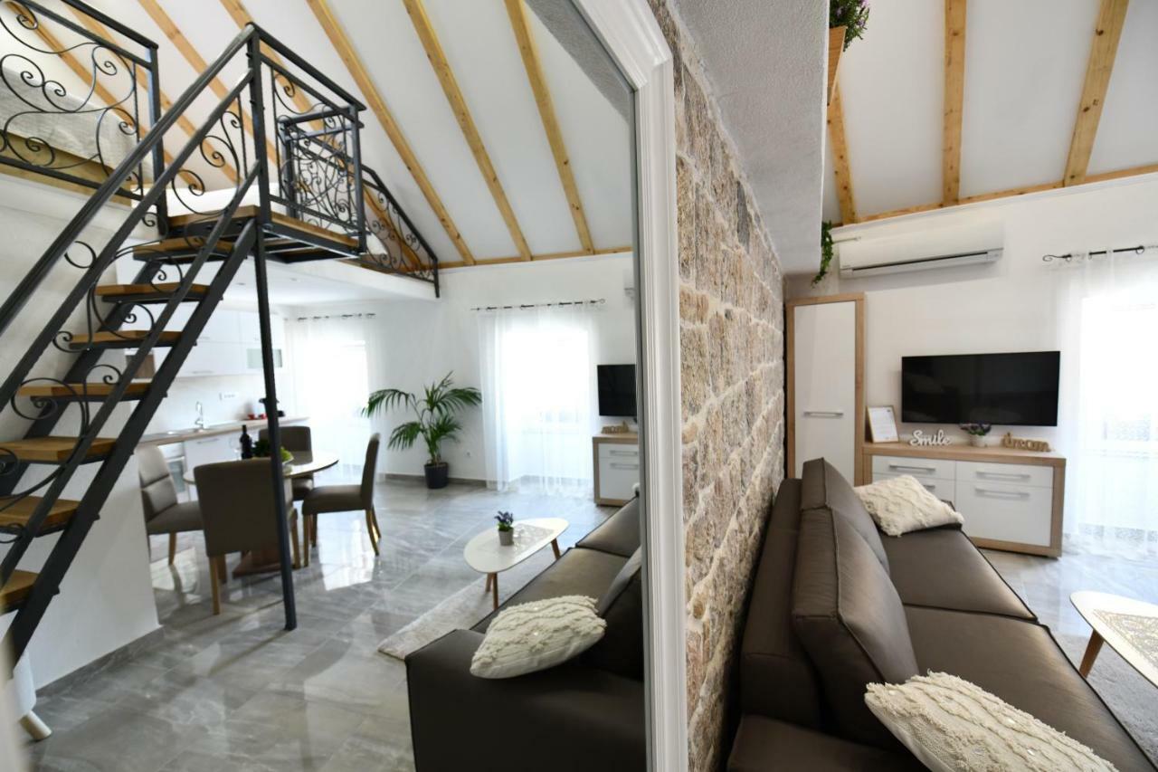Apartment Lavanda Sinj Zewnętrze zdjęcie